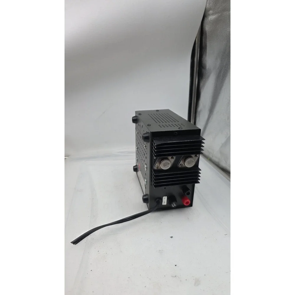 TRIPP LITE PR-7B PRECISION REGULATED DC POWER SUPPLY